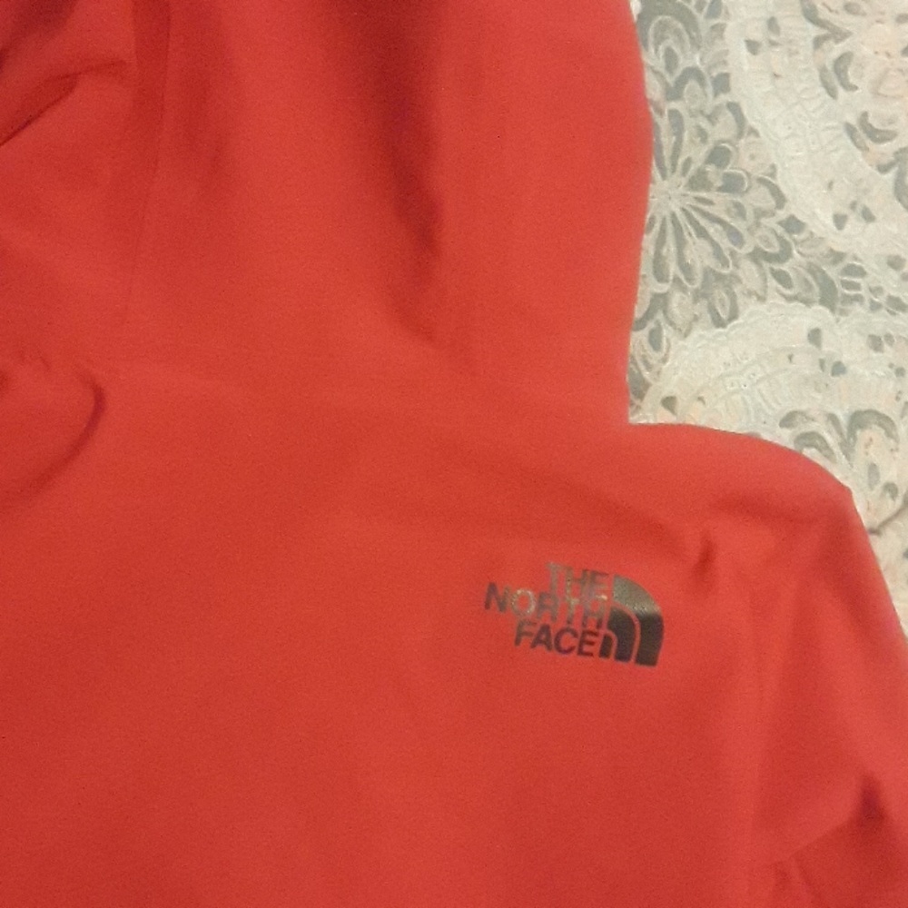 North face - Picture 5 of 5